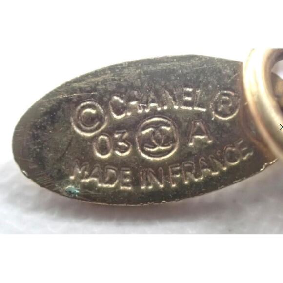 ❌❌𝑆𝑂𝐿𝐷❌❌Vintage Chanel Clover Necklace - Picture 4 of 4